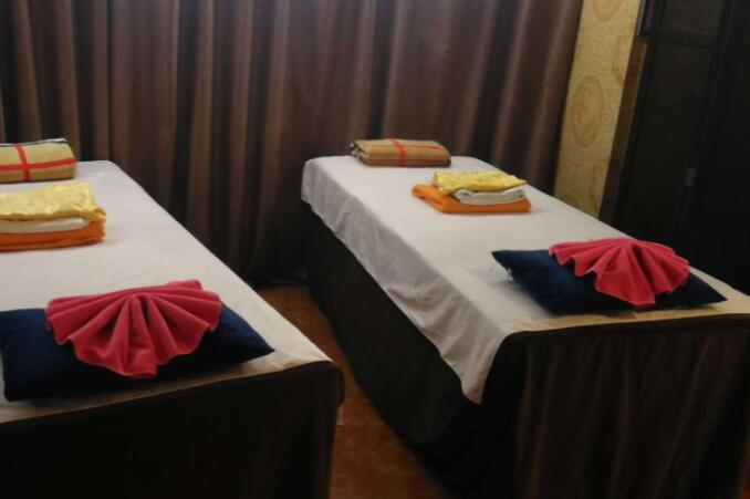 松江区养生会所_泰合推拿足道